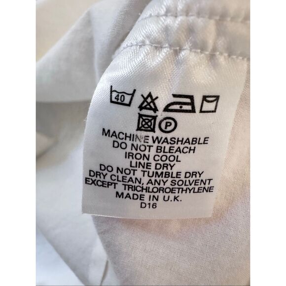 Burberry Button Down Shirt in White Size Small - Picture 10 of 10